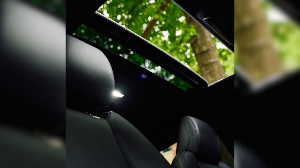 CMH Mazda Umhlanga Mazda 3 Sunroof